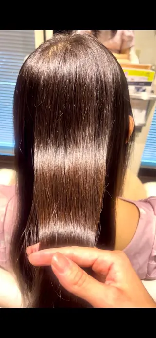 カラー 🌸フルール　長谷川 愛🌸のヘアスタイル