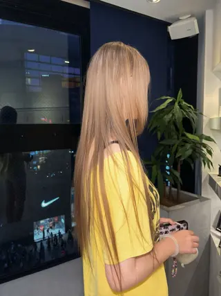 ロング 🍀祥吾🍀レイヤー ✨透明感カラー✨のヘアスタイル