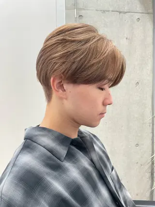 ショート カラー メンズ 盛れるカット🤍 🎀モモ🎀のヘアスタイル