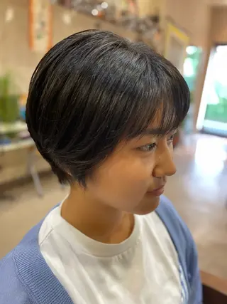 ショート カラー/フリーランス 鈴木 亜紀子のヘアスタイル