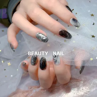 ネイル Moonstone Salonのネイルデザイン