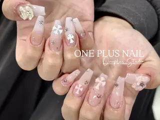ネイル One plus StudioNailのネイルデザイン