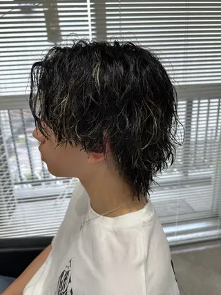 ショート パーマ メンズ ユウ🪄 パーマ指名No1のヘアスタイル