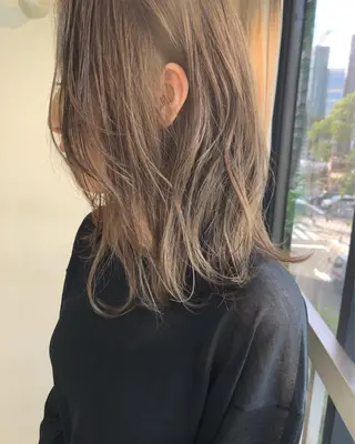 ミディアム 透明感/レイヤー🎀 春カラー/エリコ🌈のヘアスタイル