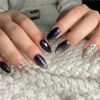 ネイル 新山 聖のネイルデザイン