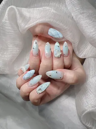 ネイル Lee Nailsのネイルデザイン