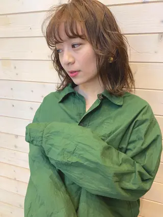ミディアム カラー 安達 俊亮のヘアスタイル