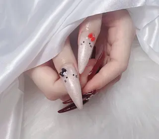 ネイル uu ネイルサロン関内🌼のネイルデザイン