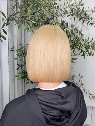 ミディアム カラー 梅原 姫🍬🐰のヘアスタイル