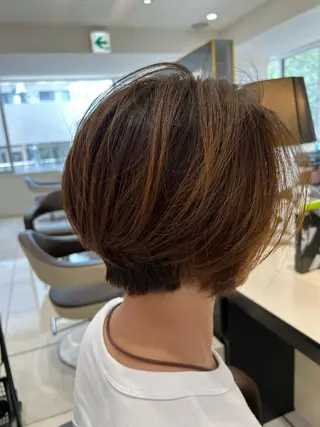 ショート カラー 小田切 栄司のヘアスタイル