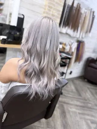 セミロング カラー 北沢 隆のヘアスタイル