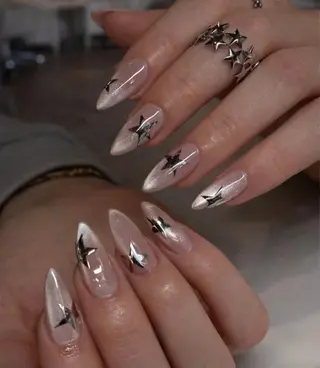 ネイル T.Lee Nail Lilyのネイルデザイン