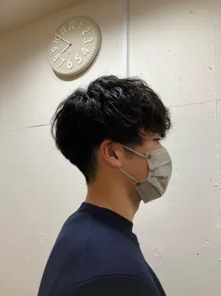 ショート Keita 白髪ぼかしのヘアスタイル