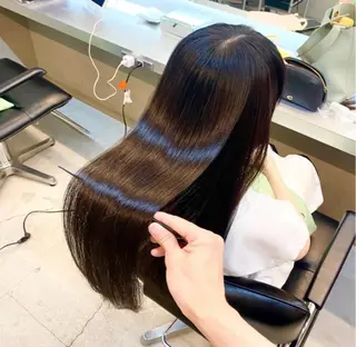 ロング パーマ 艶髪と透明感を ‼️/若林のヘアスタイル