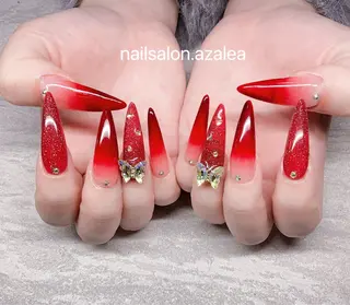 ネイル R inのネイルデザイン