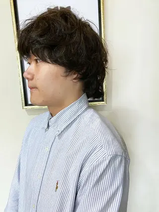 ショート パーマ メンズ 三瓶 智広のヘアスタイル