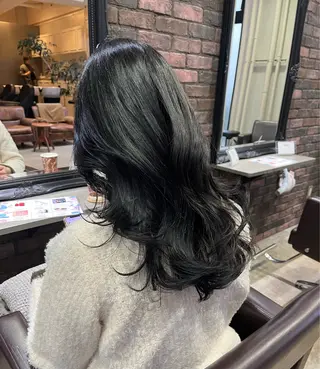 ロング 髪質改善×ブリーチ 無しWカラー🫧天神のヘアスタイル