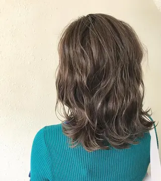 セミロング カラー パーマ  大貫 茉央のヘアスタイル