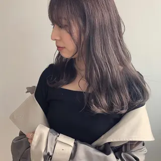 セミロング カラー パーマ ヘアアレンジ haruka 🐈のネイルデザイン
