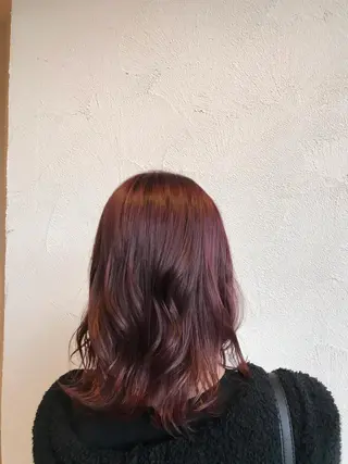 カラー 山下 襟華のヘアスタイル