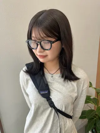 ミディアム カラー 駒場 まといのヘアスタイル