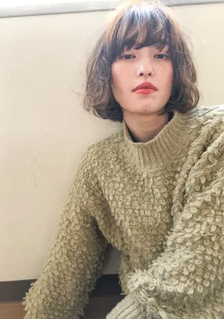 ショート 横浜ブリーチムラ直し ハイトーン/ブリーチのヘアスタイル