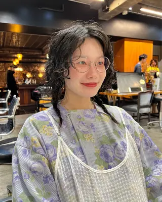 セミロング カラー パーマ 圧倒的デザイン力 店長🎨RENAのヘアスタイル