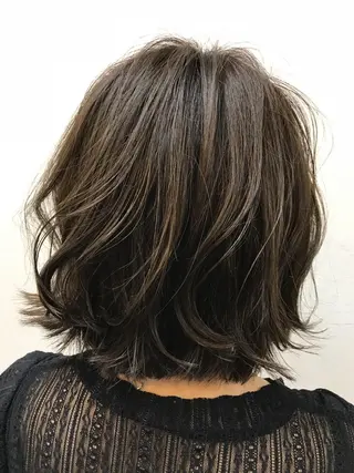 ショート カラー 吉森 満俊のヘアスタイル