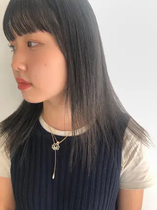 カラー ブリーチカラー🎀 韓国風/寺門美優のヘアスタイル