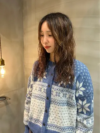 ロング パーマ shiho/レイヤー /透明感カラーのヘアスタイル
