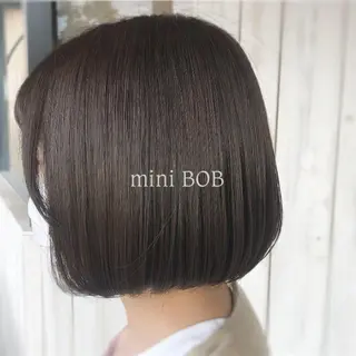 ショート カラー 谷口ゆめ/縮毛矯正/ 大人女子/眉ワックスのヘアスタイル