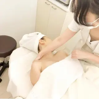 美肌サロン Luminaのエステ・リラクイメージ