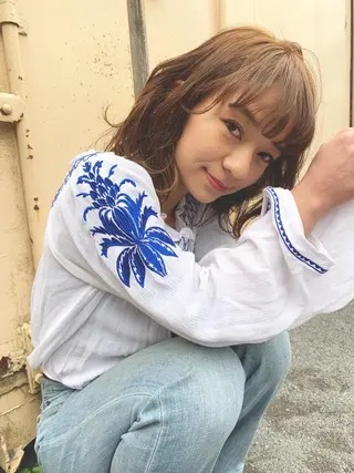 ミディアム カラー 安達 俊亮のヘアスタイル
