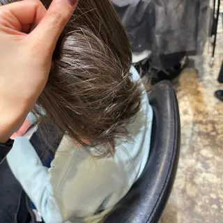 ミディアム カラー UMEDA FIGAROのヘアスタイル
