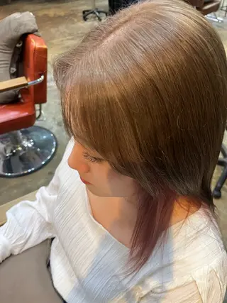 セミロング ハイトーンカラー🩵 耳ツボジュエリー👂のその他イメージ