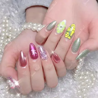 ネイル Yukiko 🌙のネイルデザイン