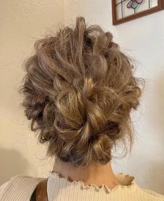 井上 歩美のヘアスタイル