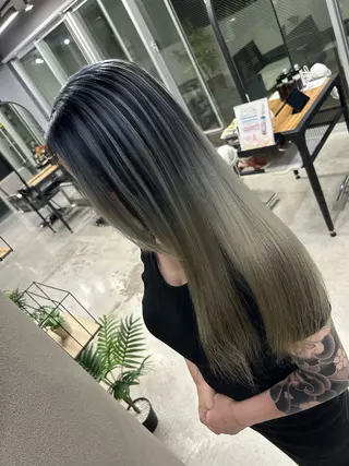 ロング カラー ヘアアレンジ VIM hairおもろまち店のヘアスタイル