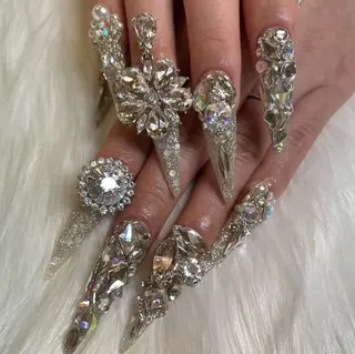 カラー T&D NailSalonのネイルデザイン