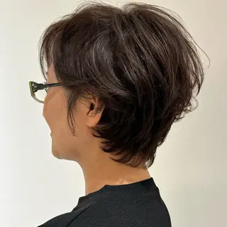 ショート パーマ ひなた あゆみのヘアスタイル