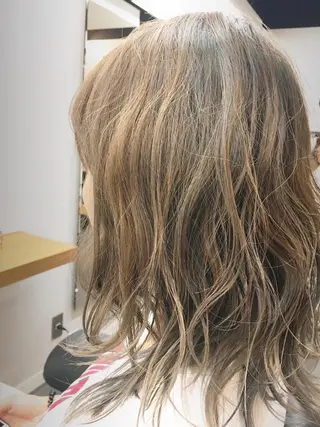 ミディアム カラー デジタルパーマ💫/ 似合わせカット✂️のヘアスタイル