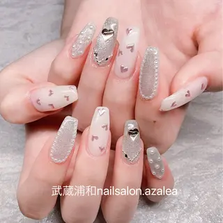 ネイル R inのネイルデザイン