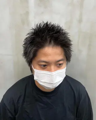 ショート メンズ メンズサロン代表 曲がる縮毛矯正のヘアスタイル