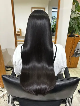 ロング カラー Lino by hoNuaのヘアスタイル
