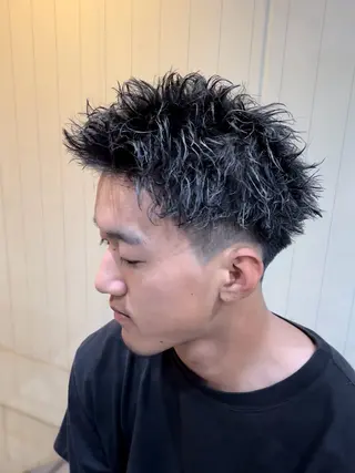 ショート カラー パーマ メンズ シュンヤ🔥メンズ パーマ特化🔥新小岩のヘアスタイル