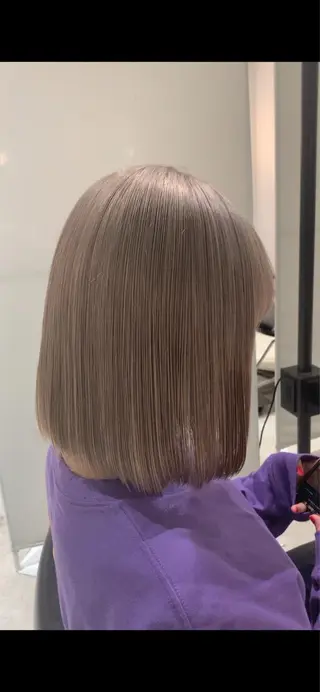 ミディアム カラー れい🫧 ハイトーン特化のヘアスタイル