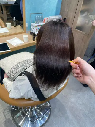 ミディアム 縮毛矯正 髪質改善 韓国風レイヤー 吉田のヘアスタイル