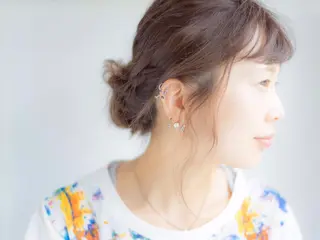 ミディアム カラー パーマ ヘアアレンジ ツイスパ・波巻き 🩵片平和香奈のヘアスタイル