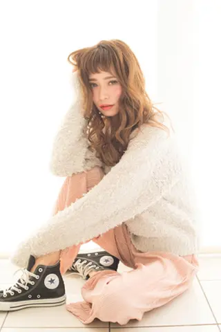 ロング Alisha by artinaのヘアスタイル