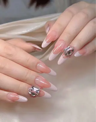 ネイル Runa Riseのネイルデザイン